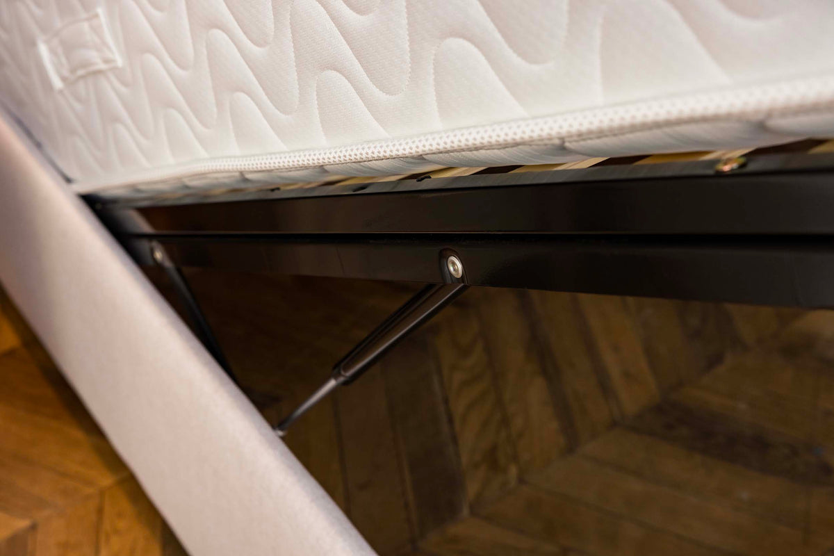 LGFA x DFI All-Star Ottoman with Hotel Emerald