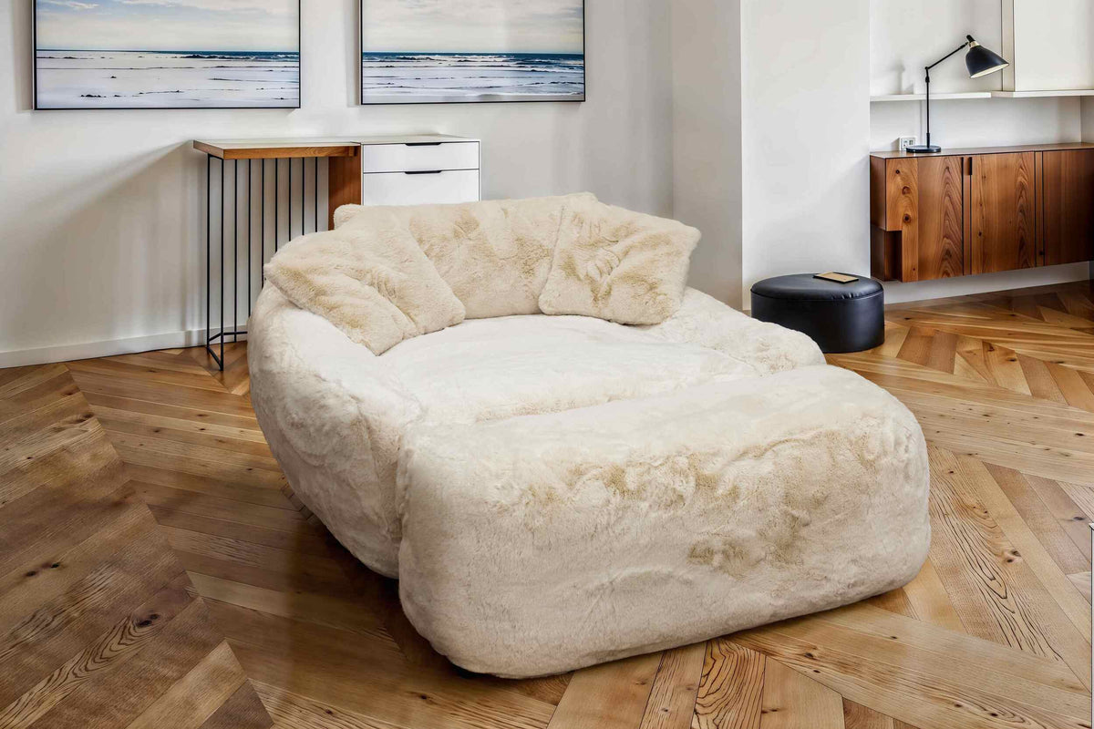 Snug Lovebed- Including Cushions