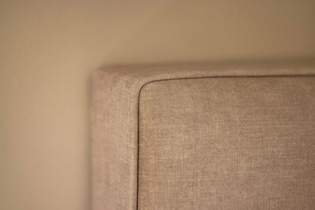 Lunar Bed with Hotel Signature Mattress