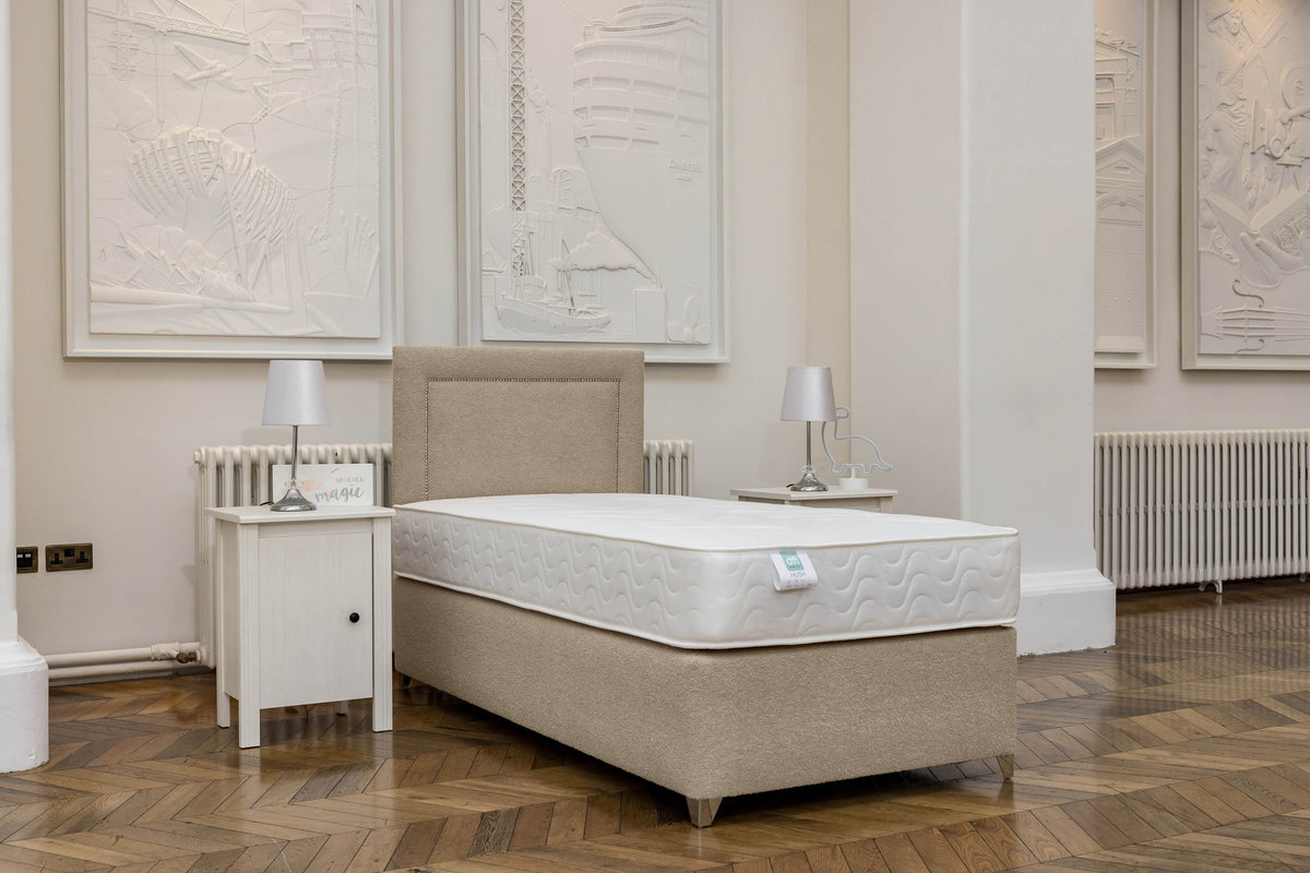 Dreamer Bed with Pocket Classic Mattress
