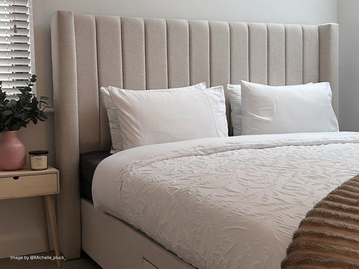 Dreamweaver Bed with Classic Lines (No Mattress)