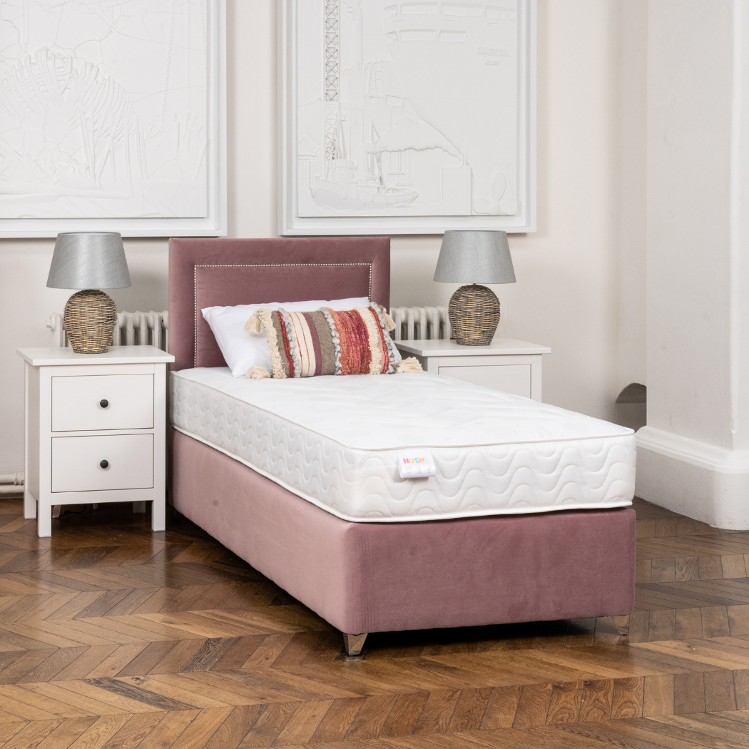Pink divan online